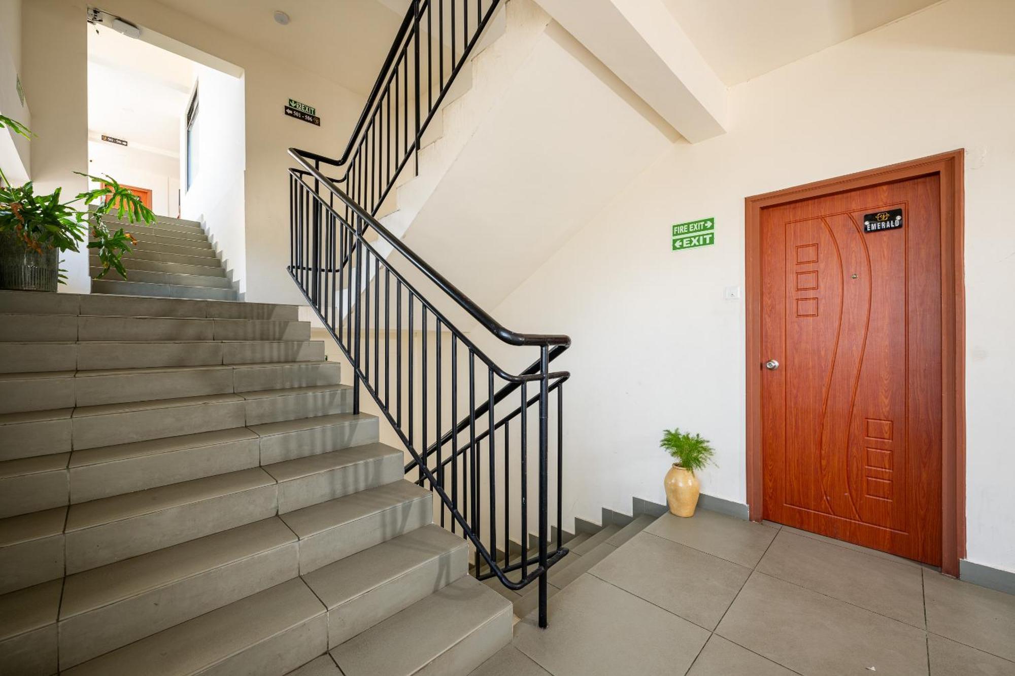 Cj Grande By Jesway Hotels & Resorts Kochi Exterior foto