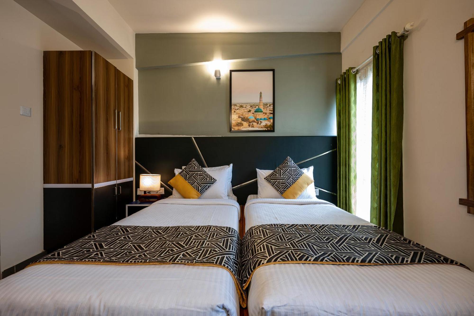 Cj Grande By Jesway Hotels & Resorts Kochi Exterior foto
